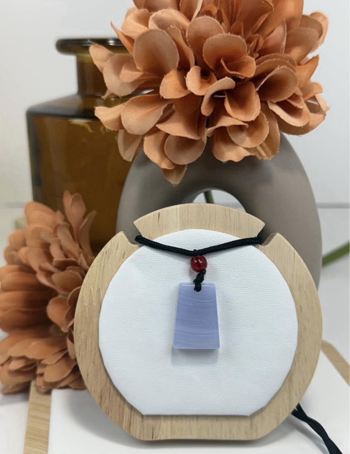 Lace Agate Blue Pendant Necklace 22.5/16.3MM on Adjustable Nylon