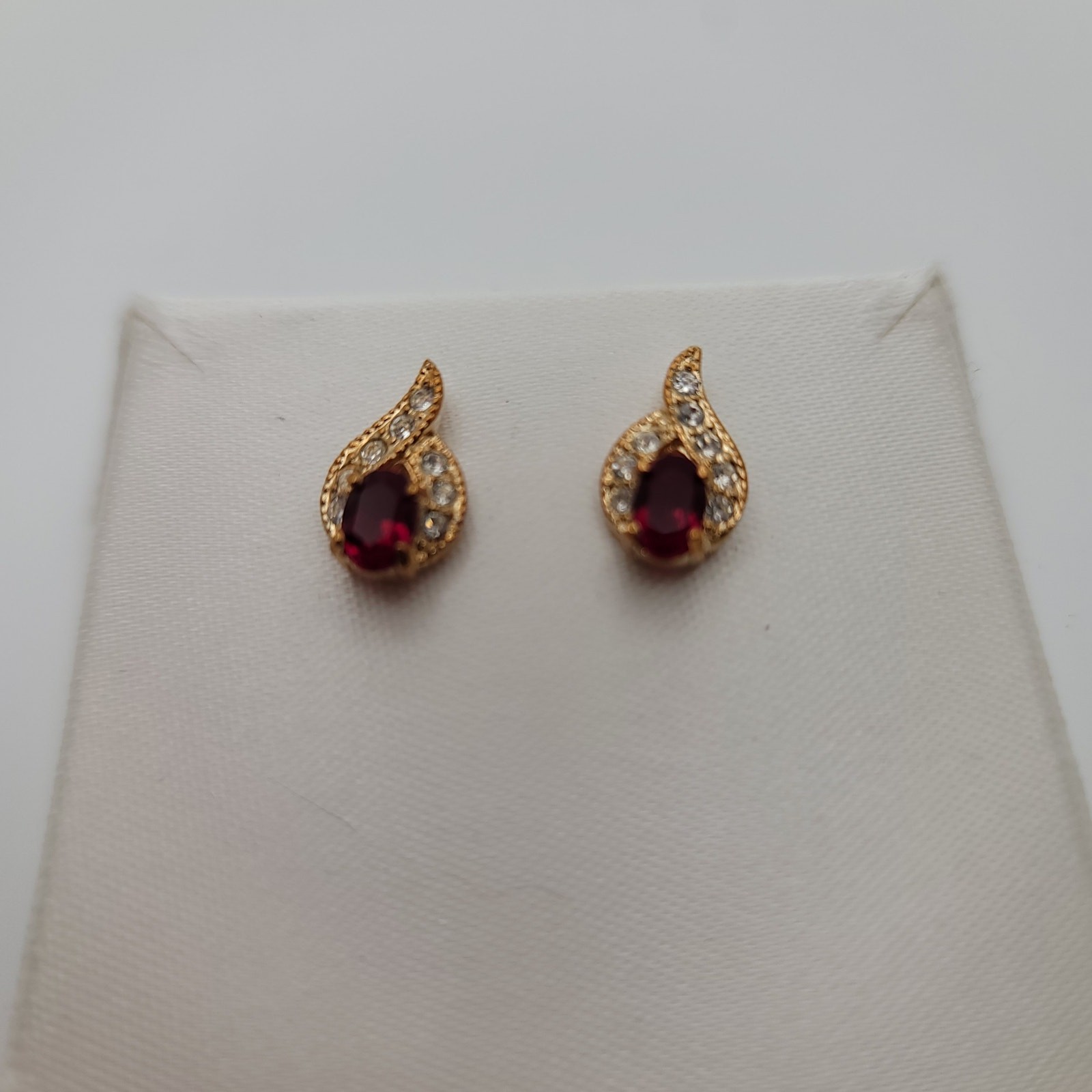 Vintage Roman Jewelry Set Simulated Ruby and Diamond Tear Drop Earrings Pendant