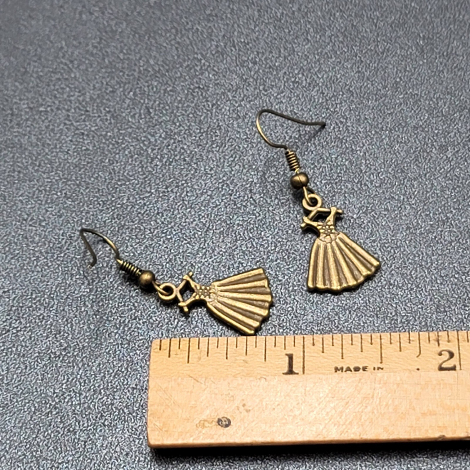 Dress Pierced Earrings Bronze tone Dangle 3/4″