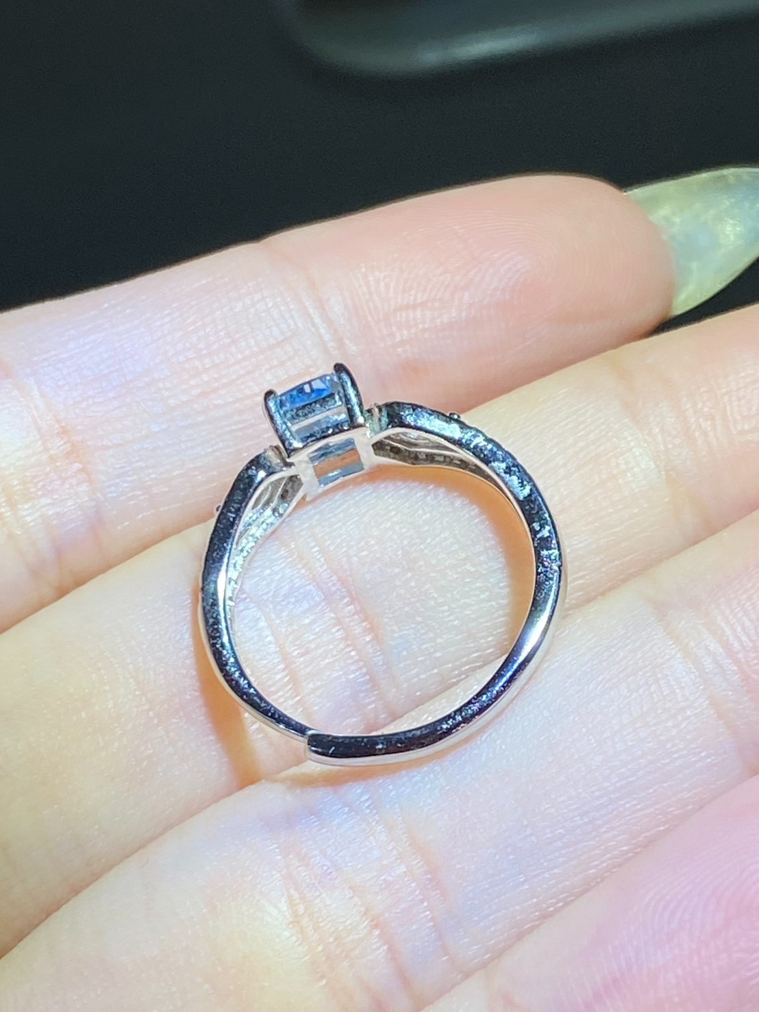 [jerseychou] Lab-Grown Diamond , 0.54ct , Fancy Vivid Blue , VVS2 , IGI