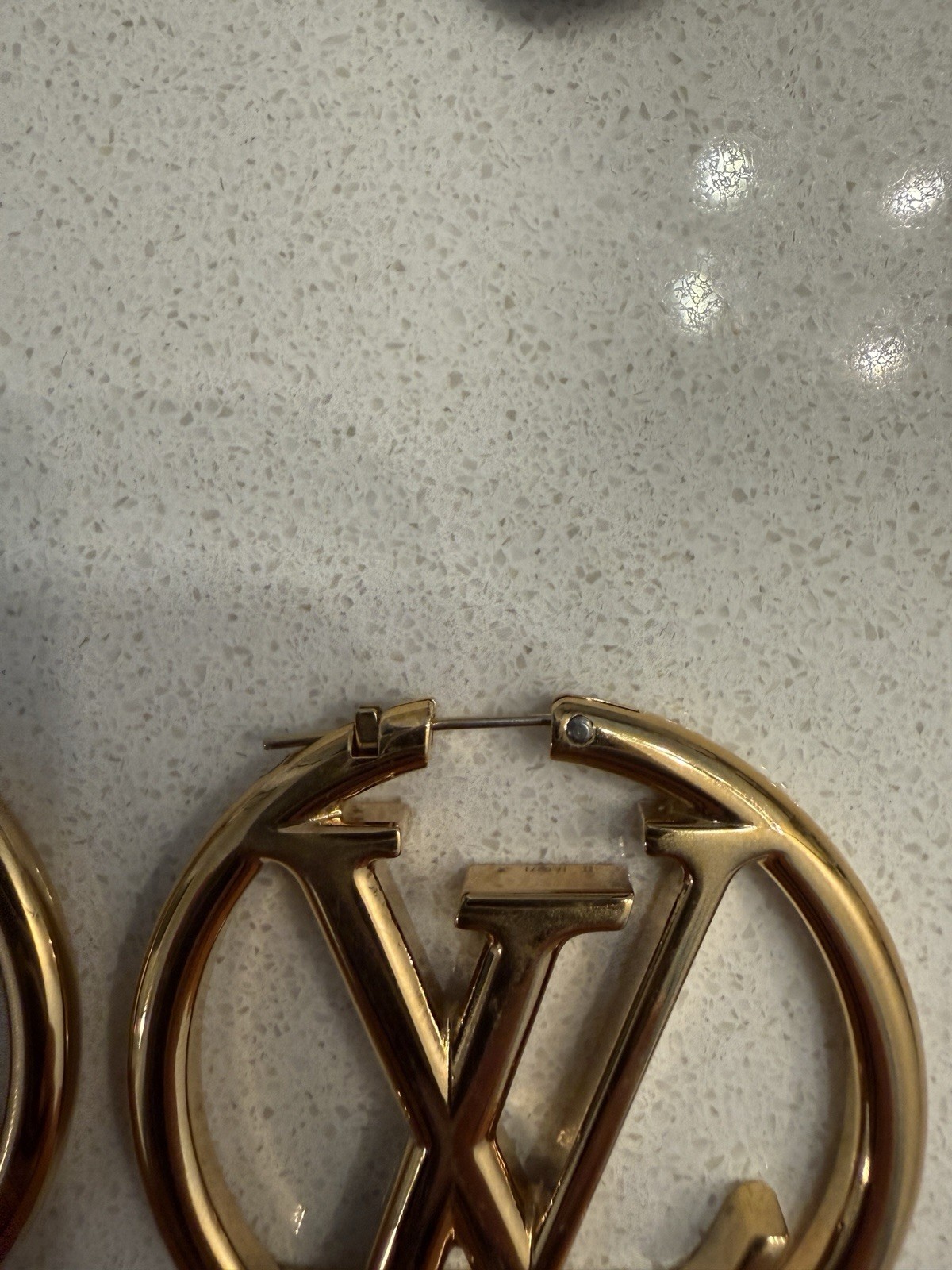 Louis Vuitton Louise Hoop GM Earrings Gold LV Logo M64288 Authentic