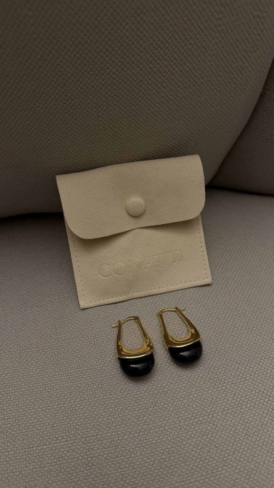 Confetti Black Acrylic Resin Geometric Hoop Gold Earrings NEW