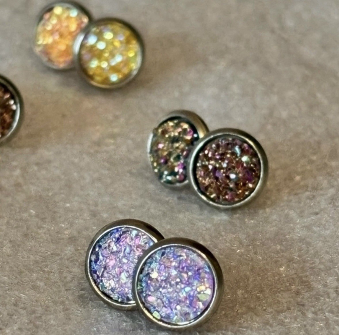 1 Set Of 13 Pairs Of Elegant Multicolor Silver Tone Druzy Stud Earrings