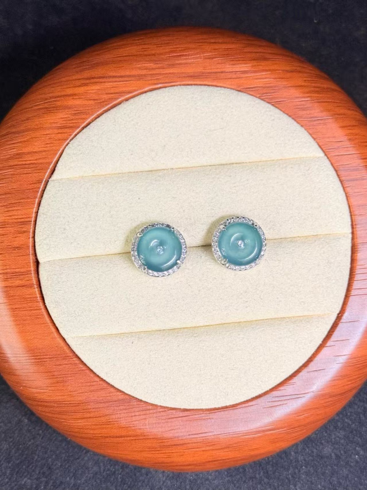 Nice Natural sky blue jadeite stud earrings