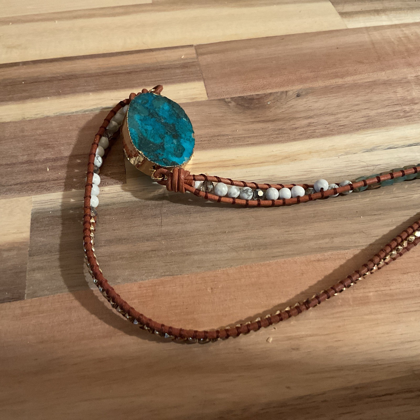 Blue Turquoise Color Stone Gold Edges Leather Beaded Necklace 17 Inches Long
