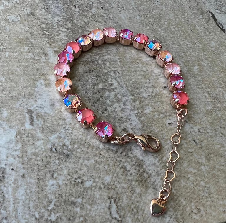 Austrian crystal bracelet and earrings – yellow gold – coral color