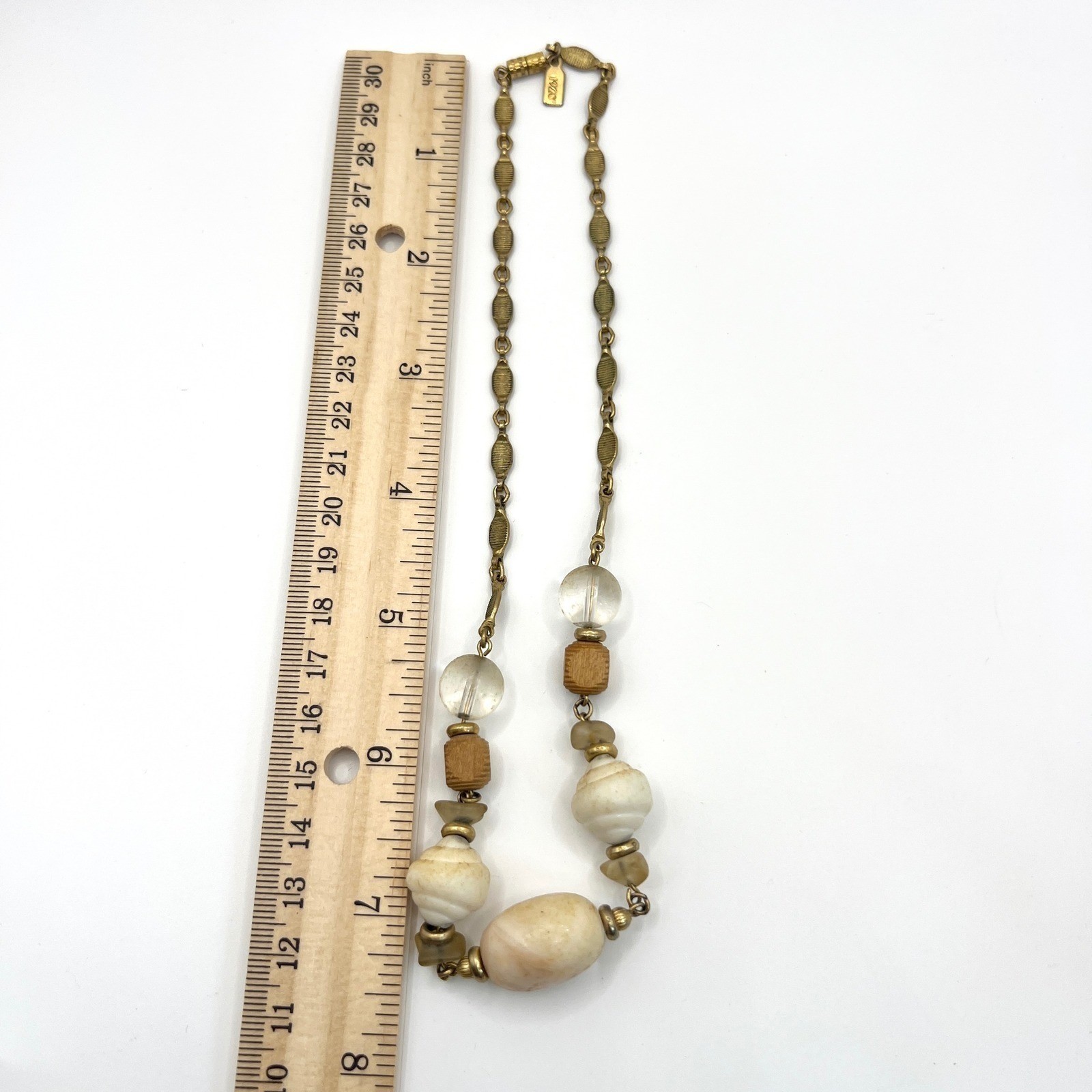 1928 Jewelry Co Mixed Media Stone Wood Glass Bead Gold Tone Necklace 16 Inch