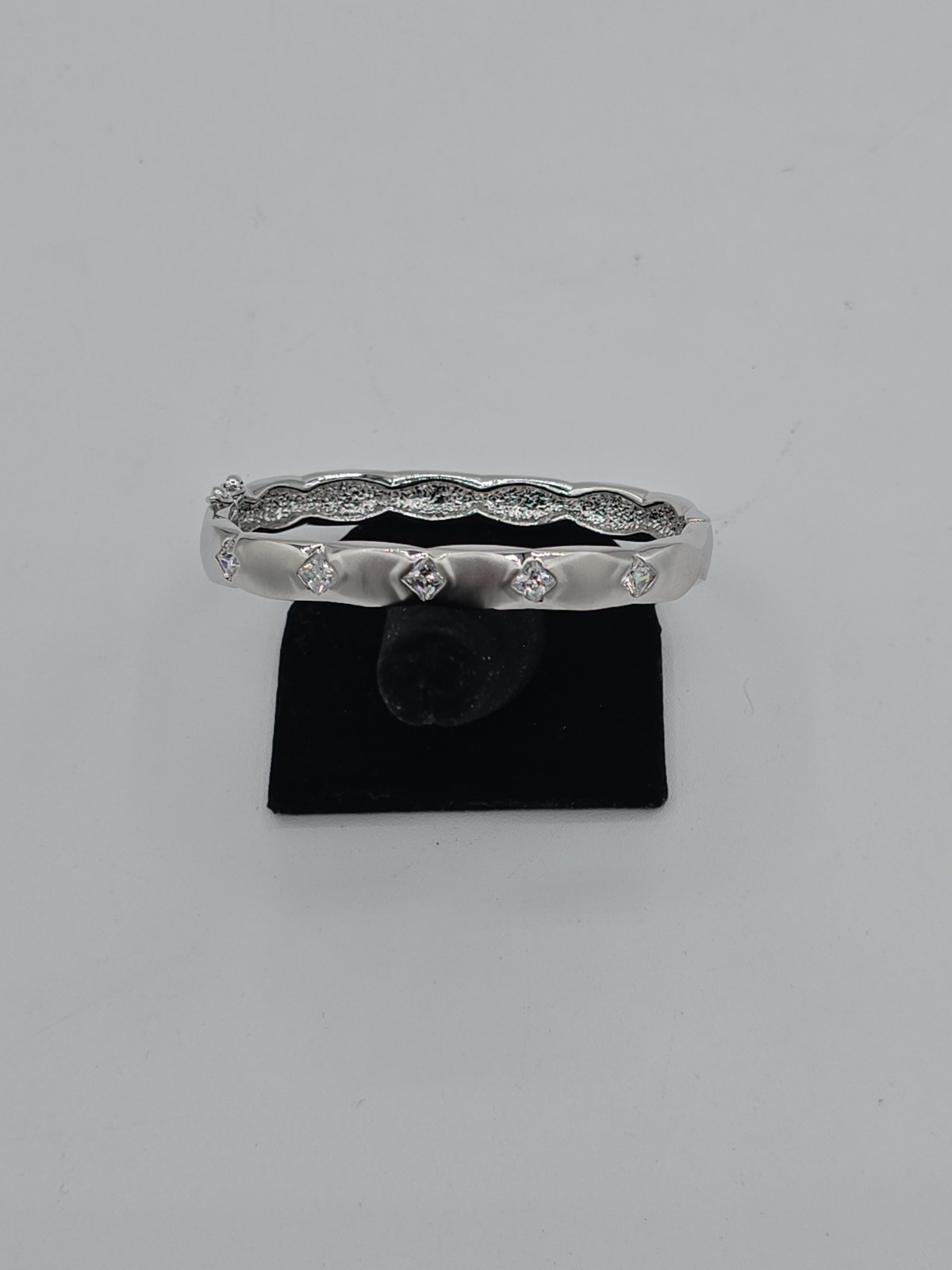 Lauren G Adams Silver Bangle Bracelet Square Clear Crystals Snap Closure 13615