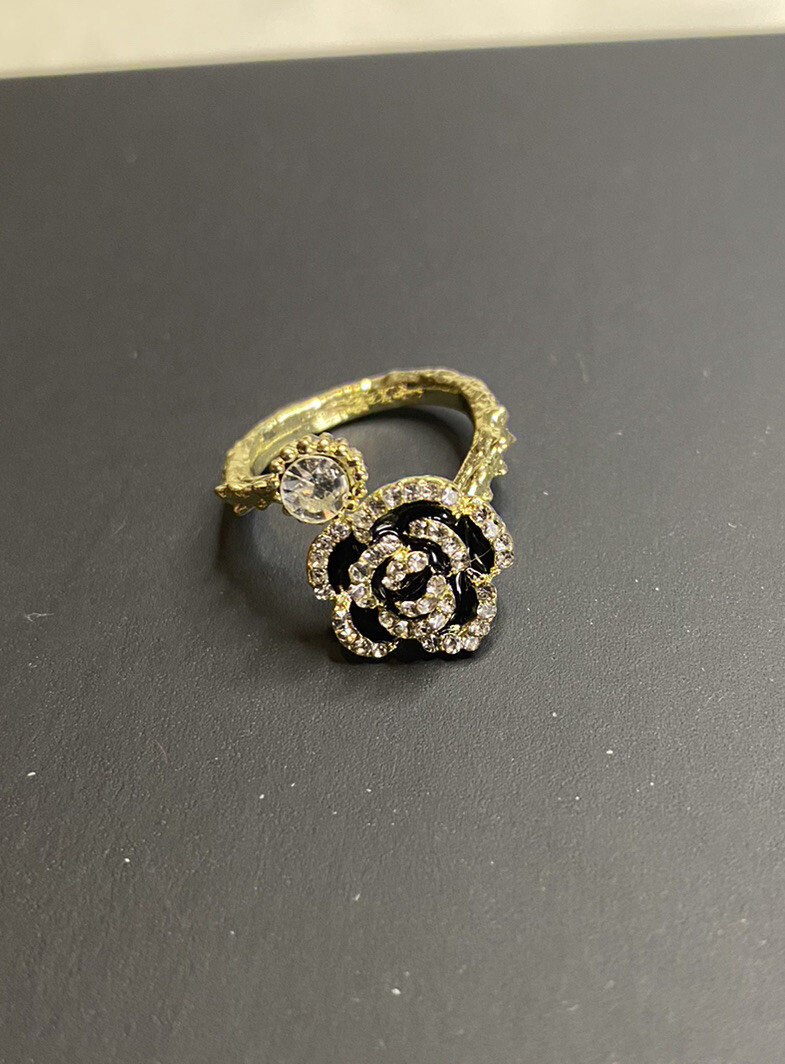 Camellia Flower Ring black Zinc Alloy Wedding Adjustable One Size Jewelry
