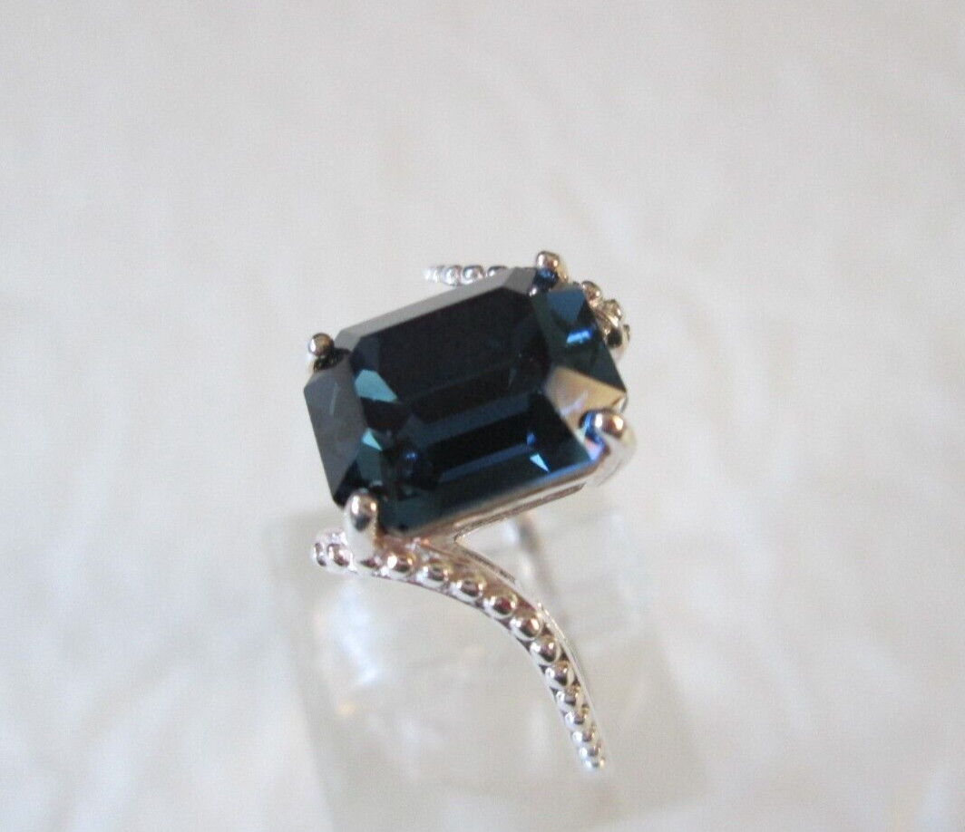 Montana Blue Swarovski Crystal Sterling Silver Ring (Size 8) 3.00 cts.