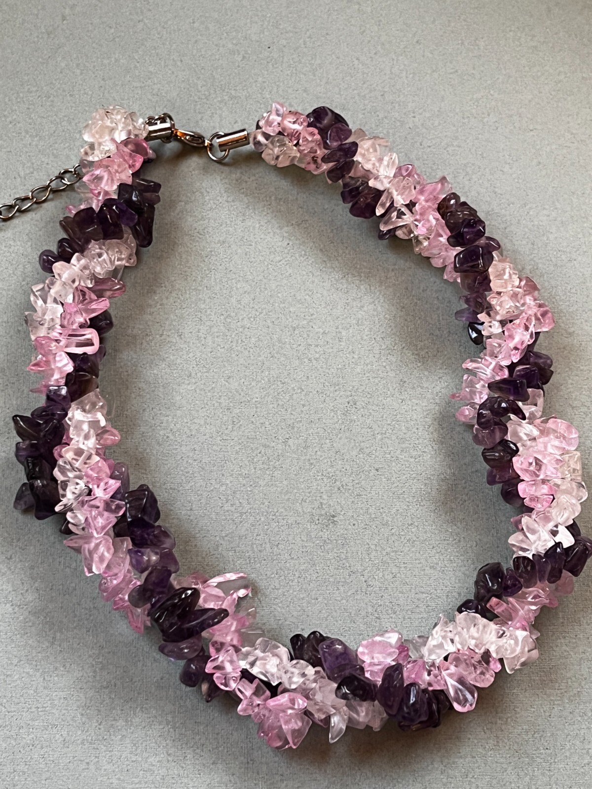 Purple White & Pink Plastic Nugget Twist Bead Choker Necklace – 13 inches long +