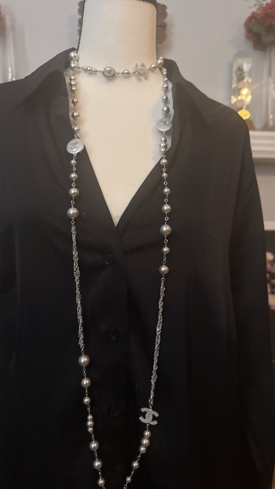 CHANEL Signed Silver Tone Gray Faux Pearl Beaded Link Necklace CC Charm Crystal