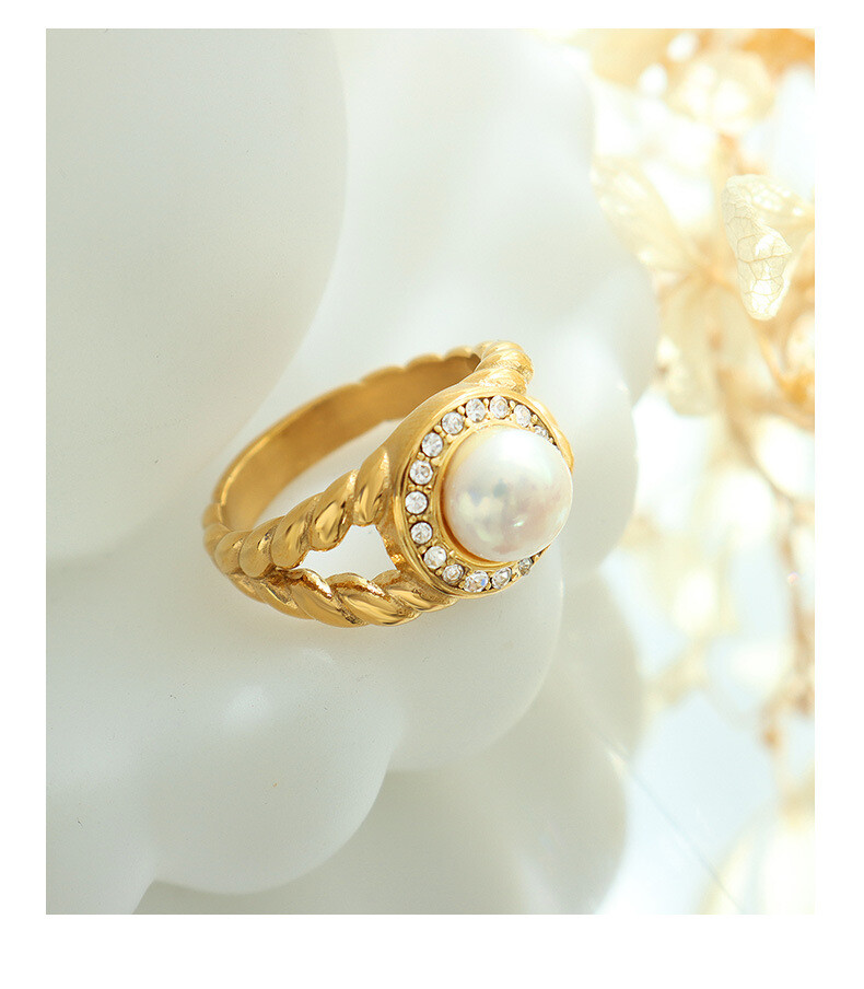 Woman 18k Gold Plated Stainless Steel Freshwater Pearl CZ Band Ring Fashion