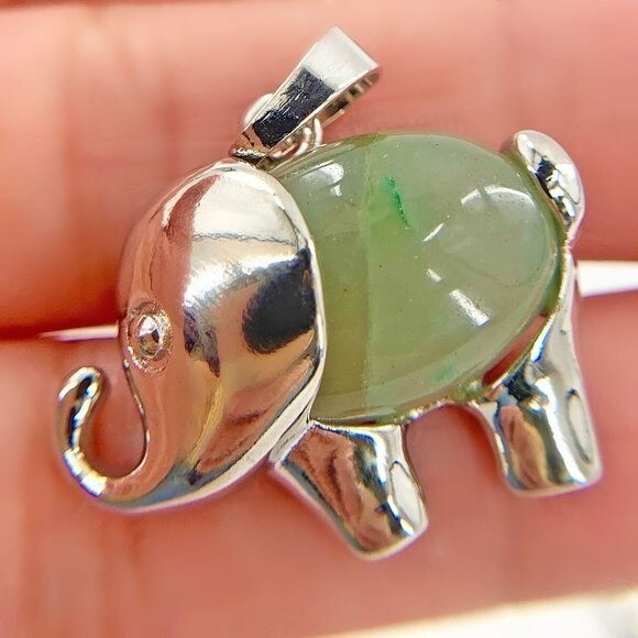 1 pcs Energy Healing Elephant Pendant Good Luck Protection Meditation Positive