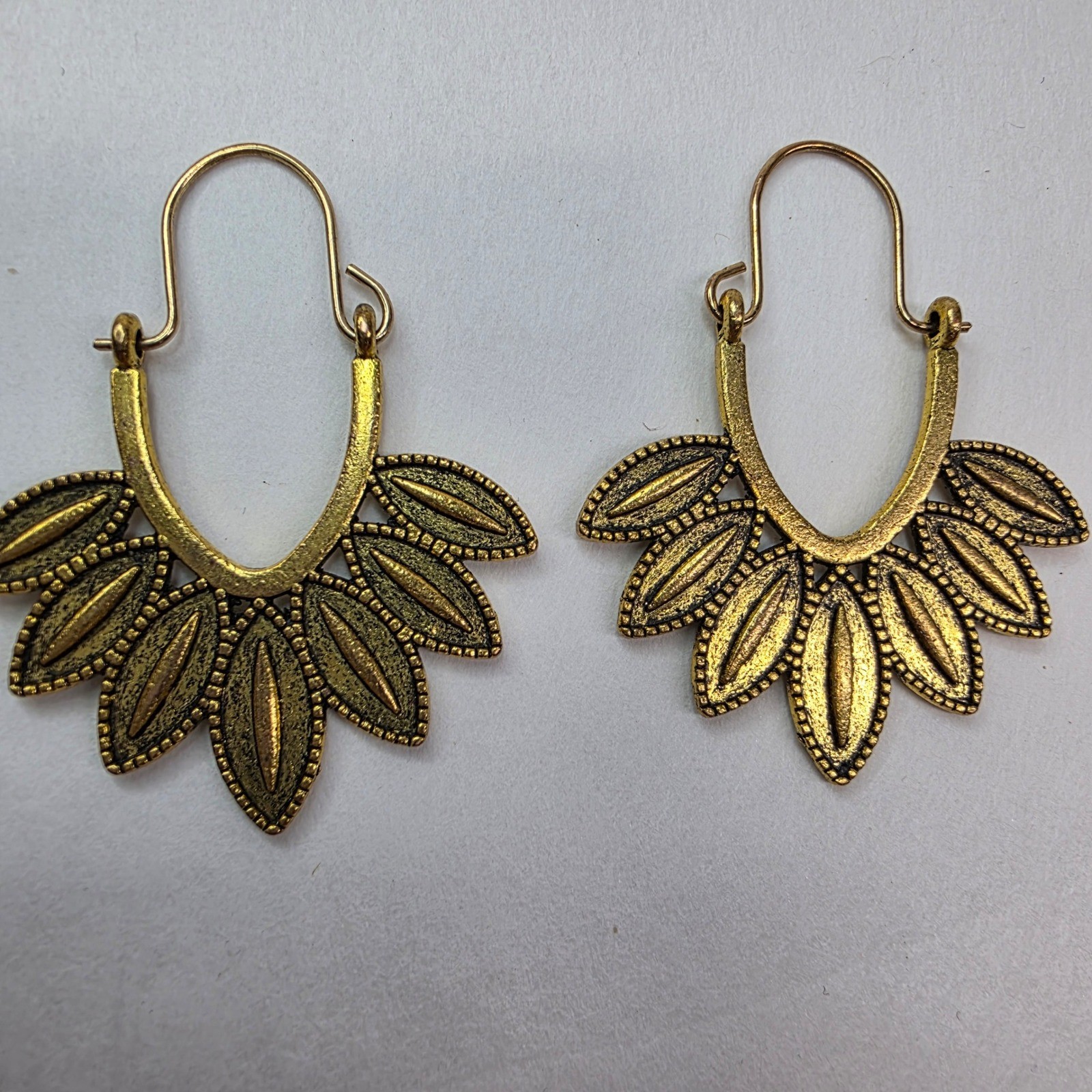 Fan Leaf Drop Earrings Women Gold Metal Boho Tribal Antique Finish