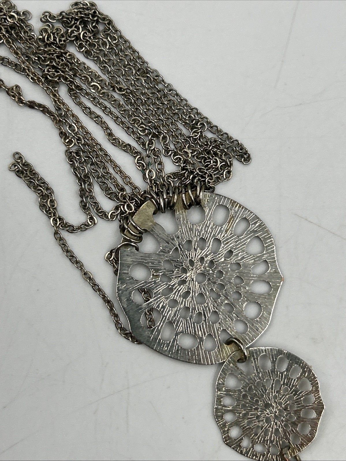Silver Tone Filigree Pendant Tassle Y-Drop Chain Necklace