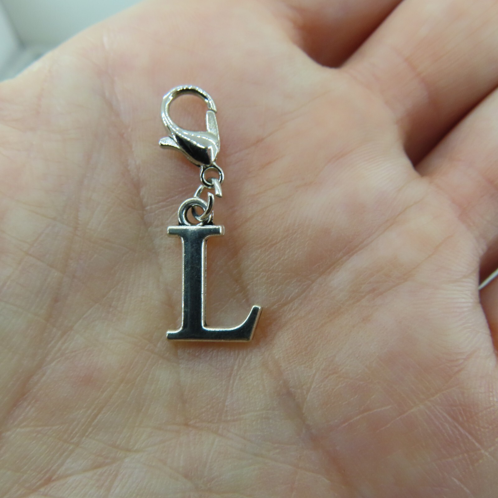 Initial CAPITAL LETTER L Charm Zipper Pull Keychain Add On Clip Silver Tone New
