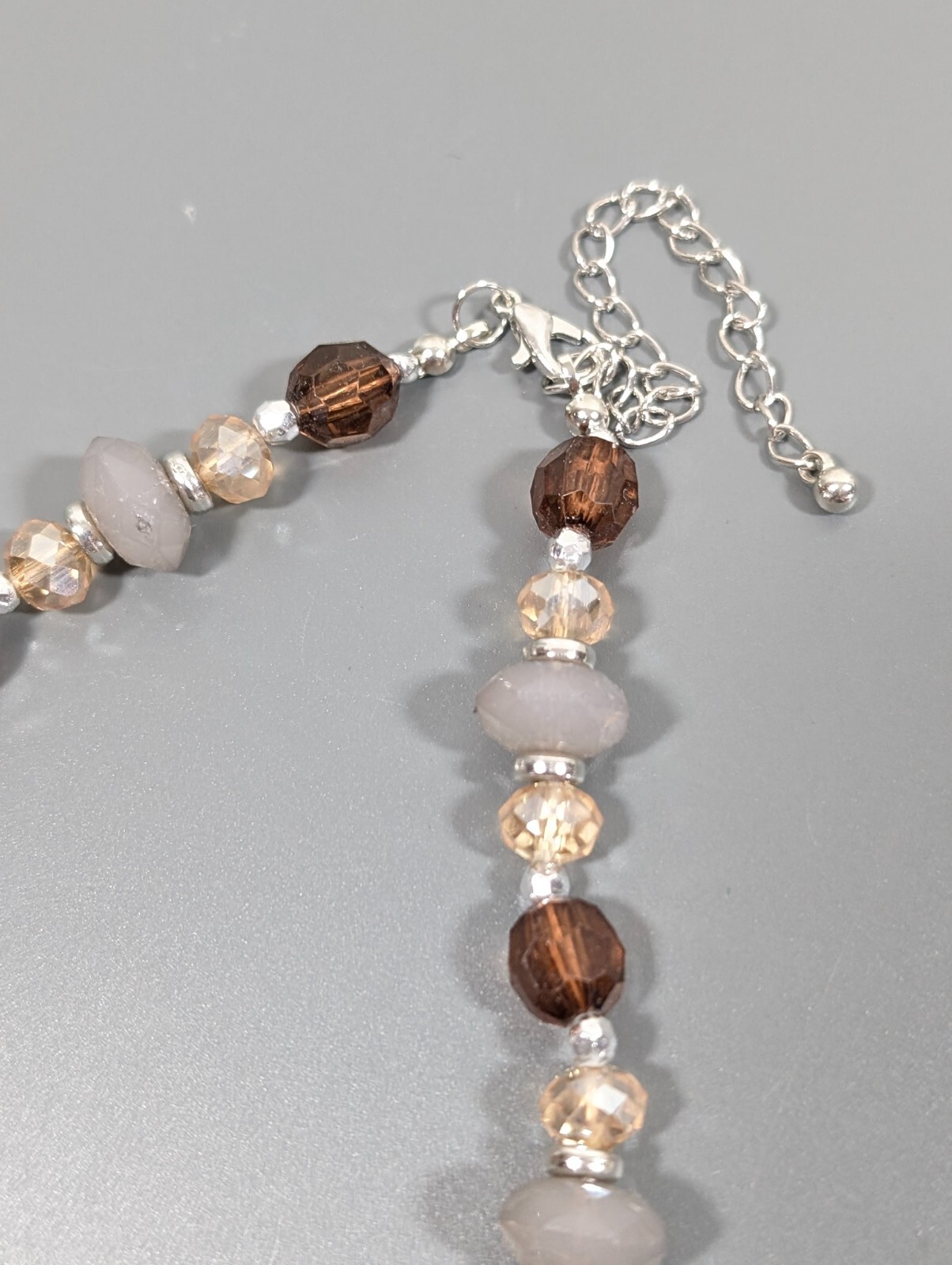 Boho Western Gray Beige Glass Bead Oval Shell Pendant Charm Necklace 21 in