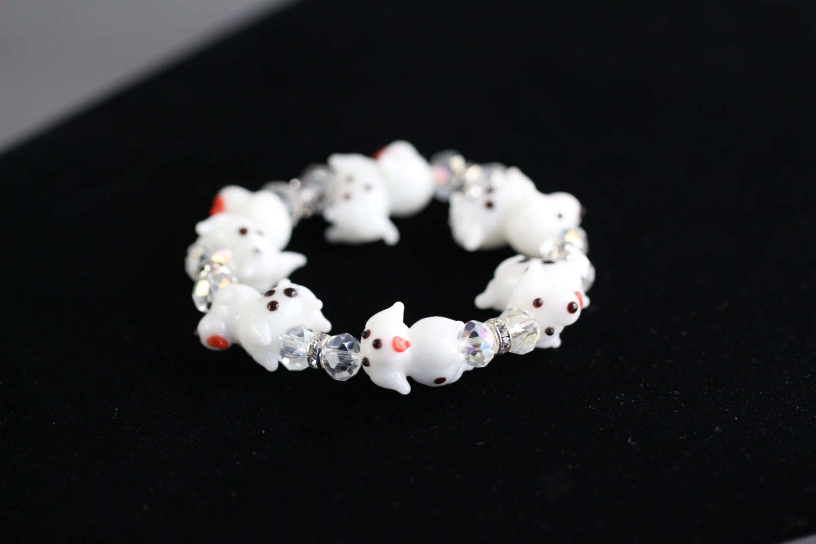 Dog Lampwork Bracelet 6″ Elastic Glass Beads Rhinestone Crystal White Polka Dot