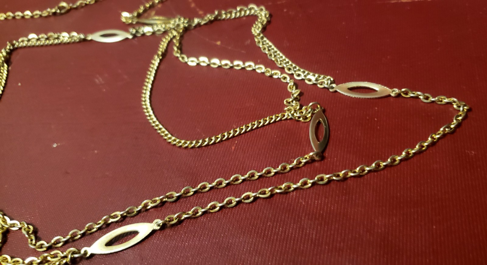 ☆PRICE DROP☆ Vintage Mid Century Long Crown TRIFARI 1960s Gold Tone Chain 52 in