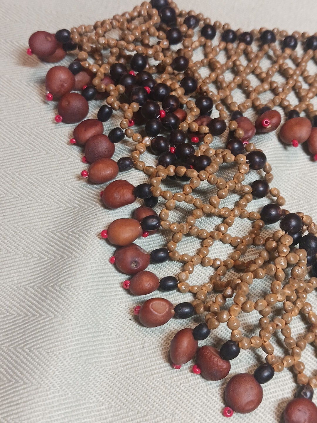 Collar Style Necklace Beaded Earth Tones 15 To 17 In Long