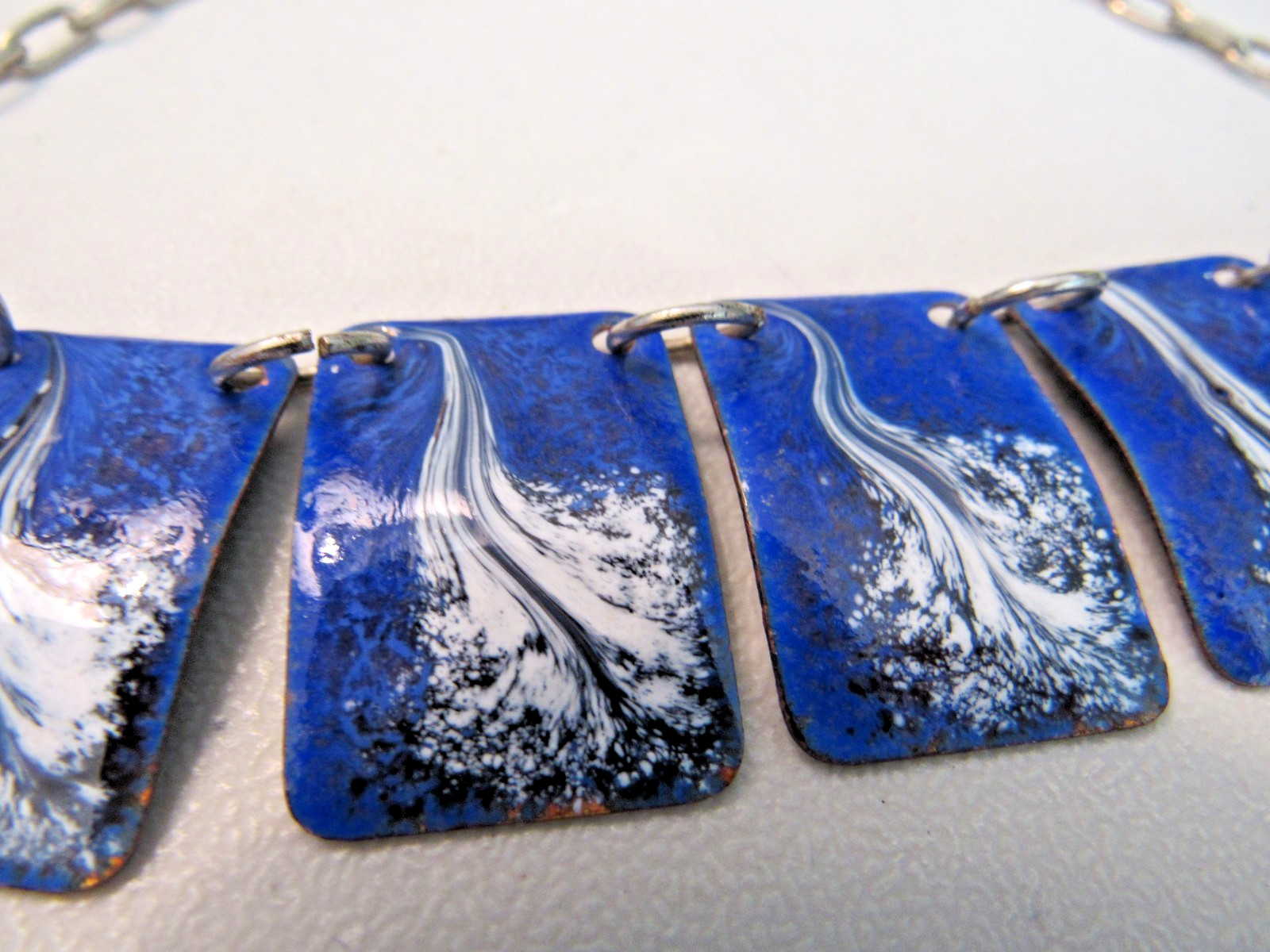 VINTAGE COPPER ENAMEL CHOCKER NECKLACE 15″ UNSIGNED DESIGNER