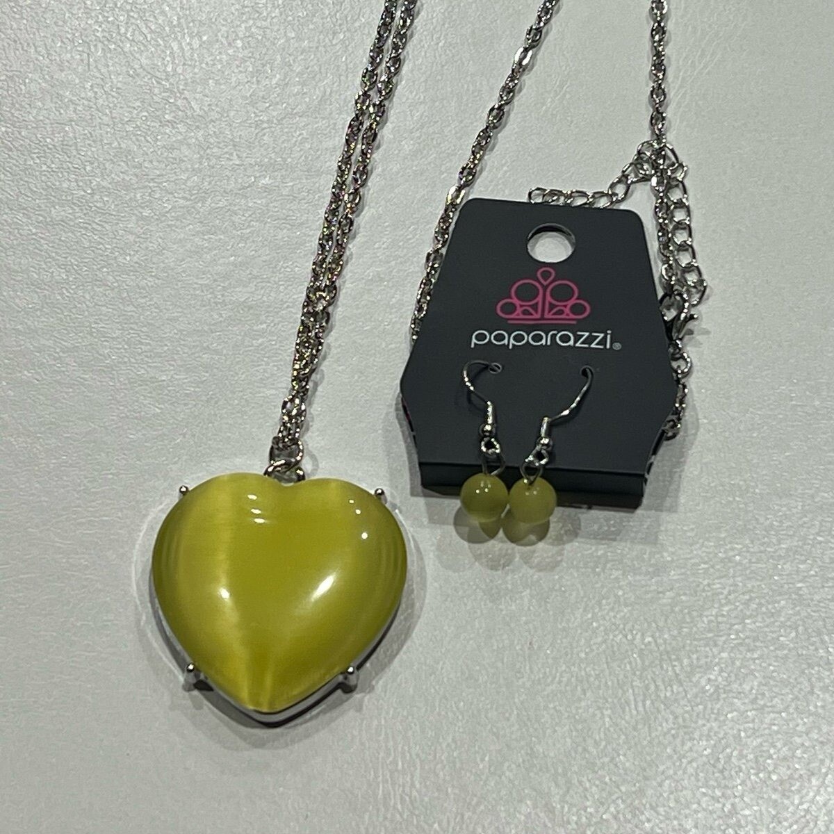 Paparazzi Necklace Set Warmhearted Glow Yellow Necklace Free Shipping