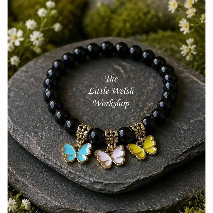 Black agate bracelet with 3 enamel butterfly charms – Fit 18.5cm