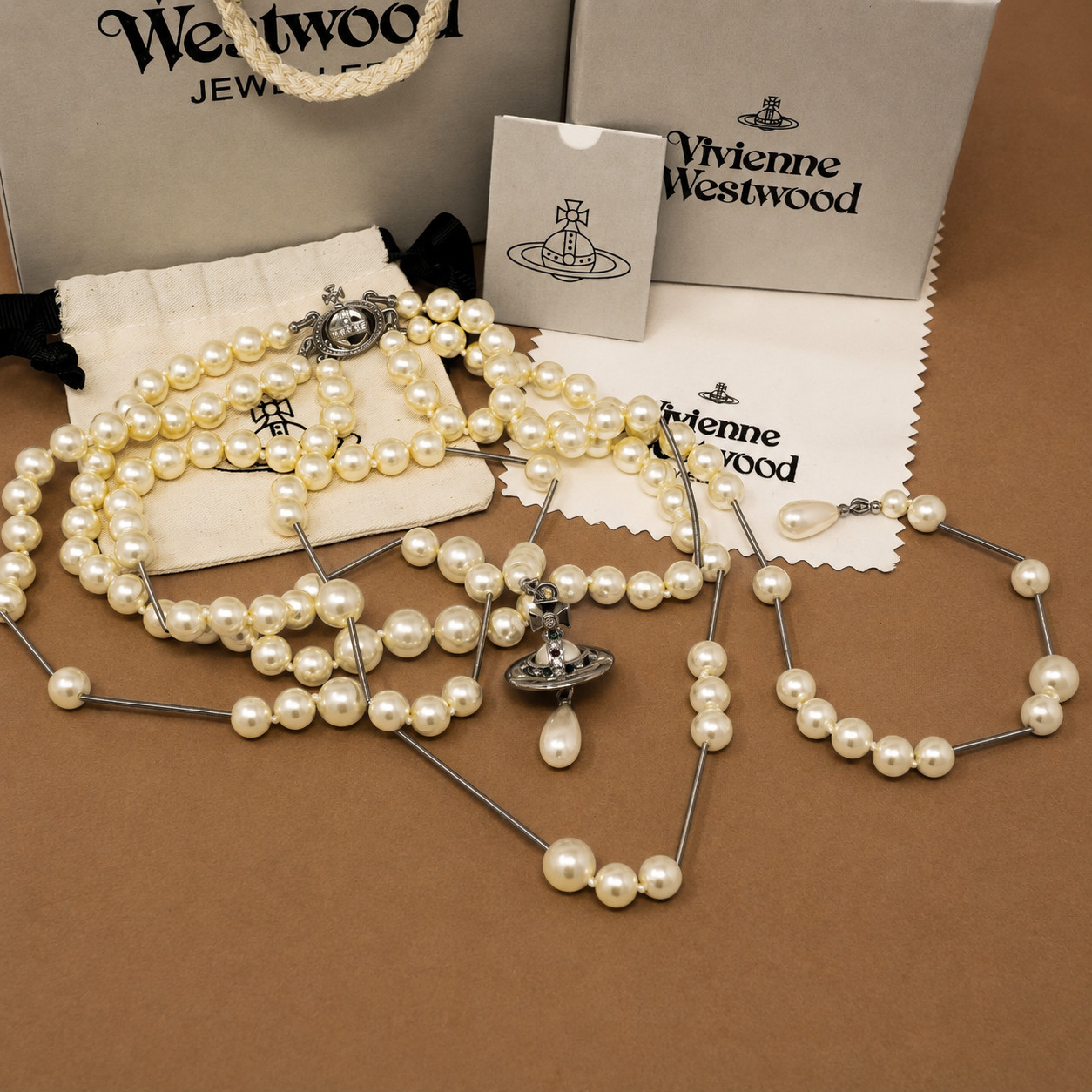 Vivienne Westwood Necklace Bas Relief Long Row Pearl 3D Silver Orb Pendant & Box