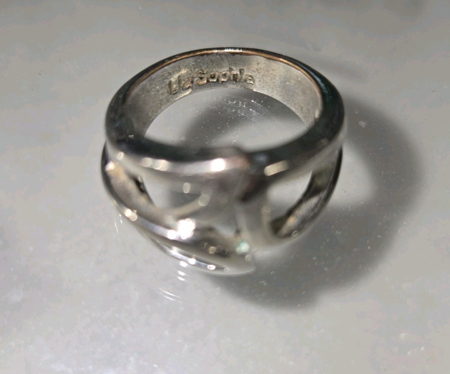 Lia Sophia Ring Size 8.5