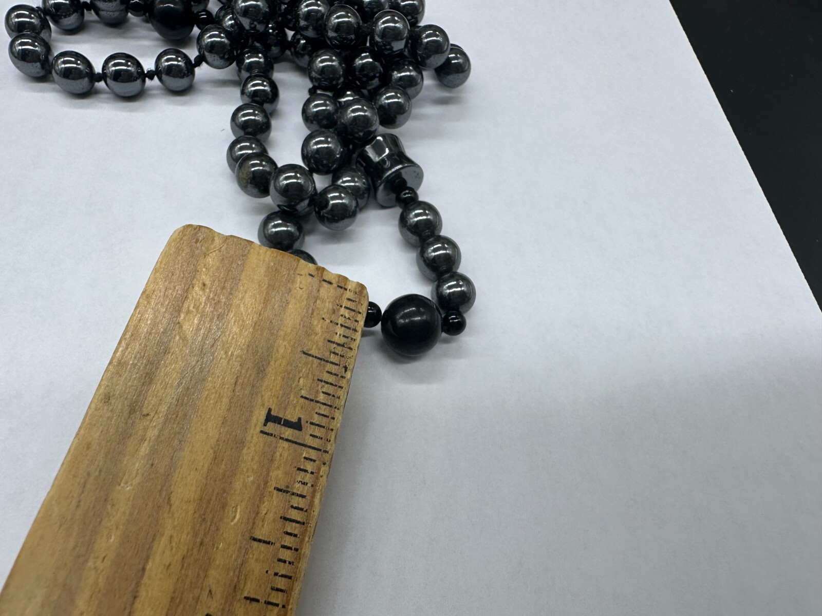 ESTATE POLISHED HEMATITE BEAD BALL BARREL STRAND STRING NECKLACE 28″