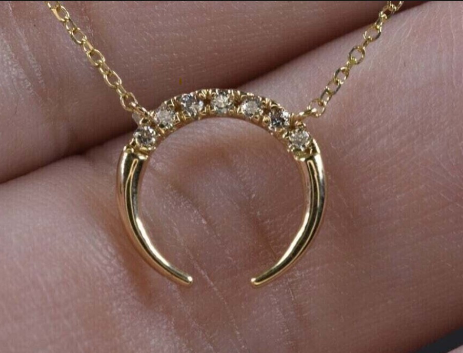 2Ct Round Cut Simulated Diamond Bat Women’s Pendant In 14K Yellow Gold Plated