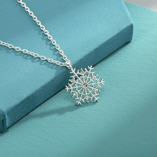 Christmas Crystal Snowflake Silver Charm Chain Necklace Pendant Jewelry Gift New