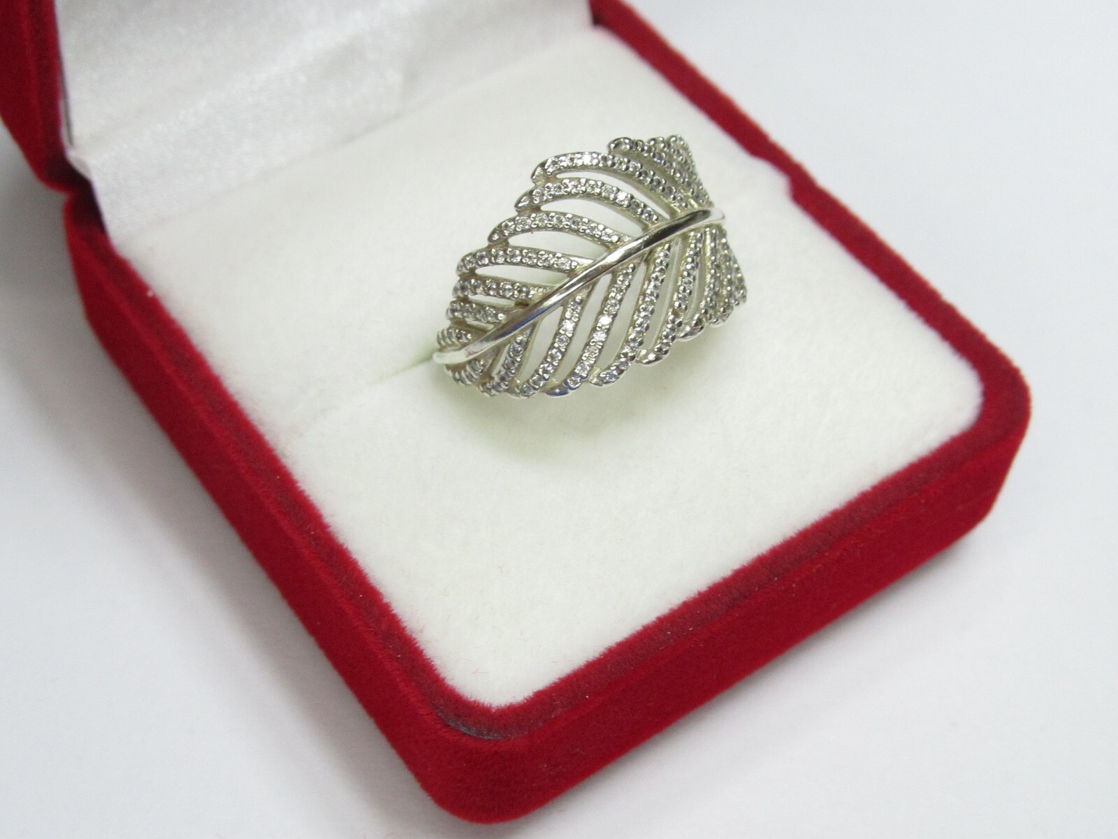 PANDORA Sterling silver 925 ring, cubic zirconia, 3,25 gr, size 5,75.