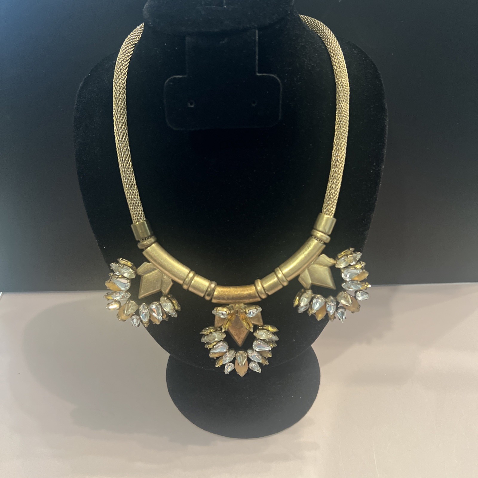 STELLA & DOT Designer Signed Gold Vintage & Faceted Stone Statement Necklace