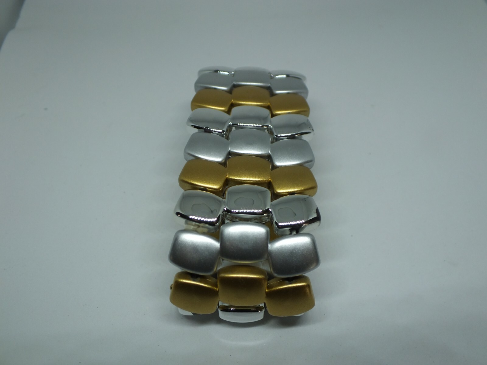 Beautiful Stretch Bracelet Gold Silver Tone Matte Shiny 1 3/8″ W x 2″ Unstretche