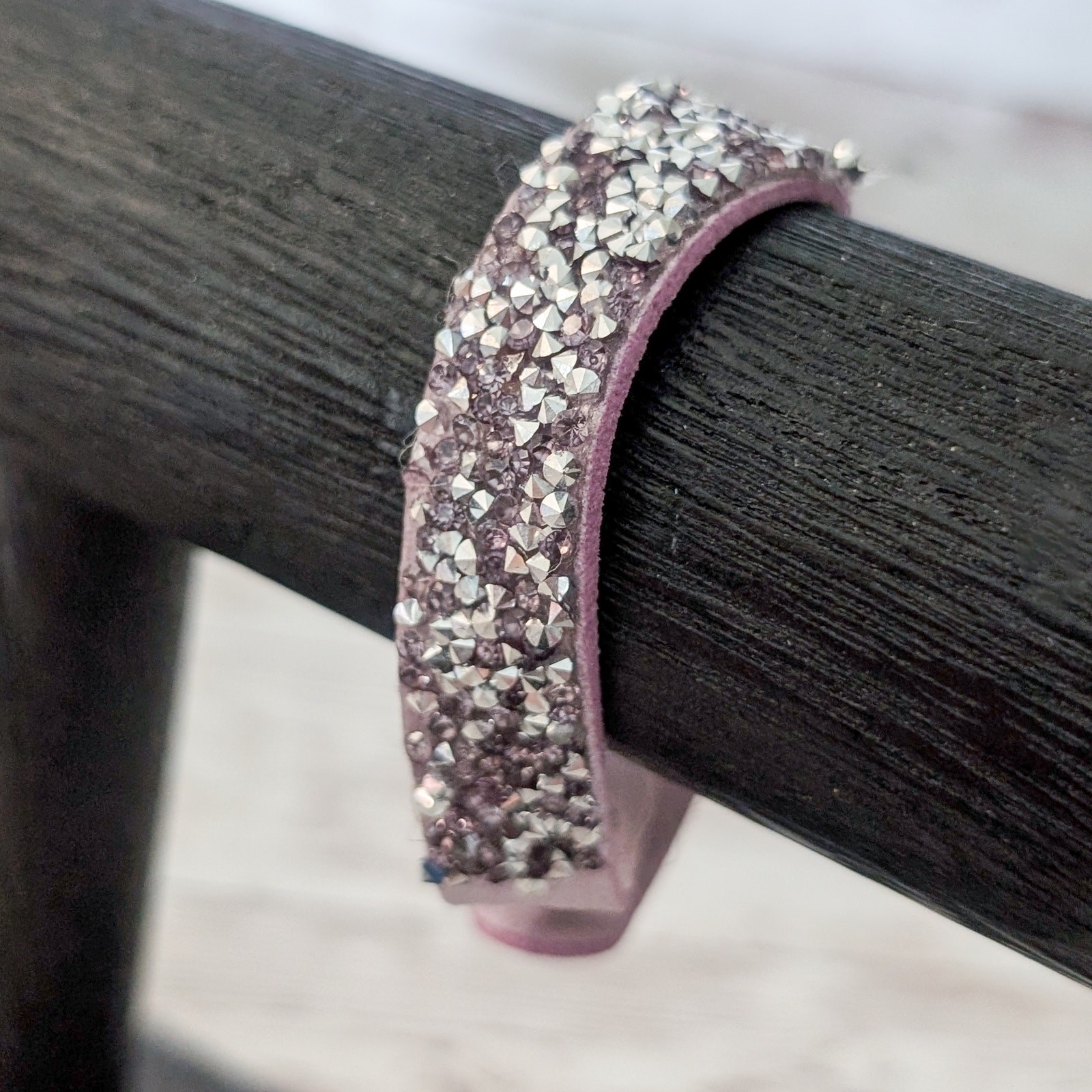 Lilac/Silvery Tone Bracelet – Fair Condition