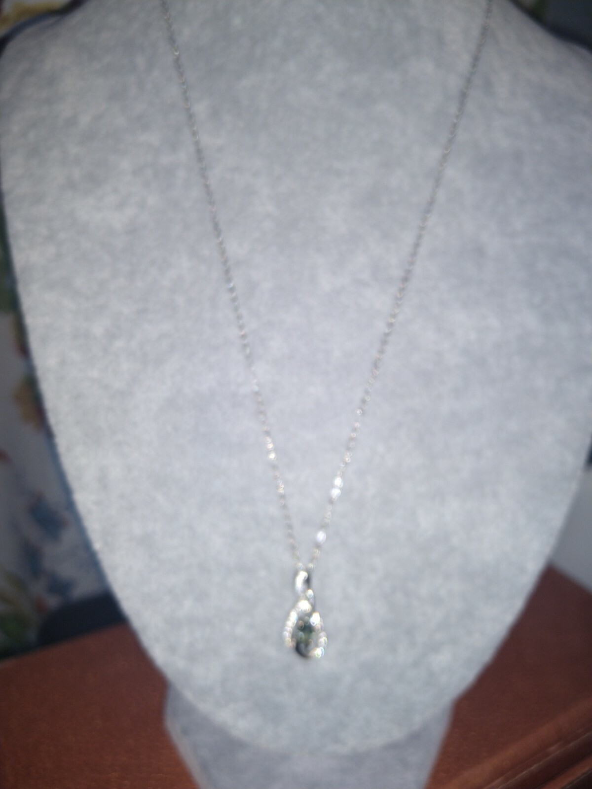 Montana Green Sapphire, Cambodian Zircon Plat/SS Pendant W20″chain,TCW=0.74