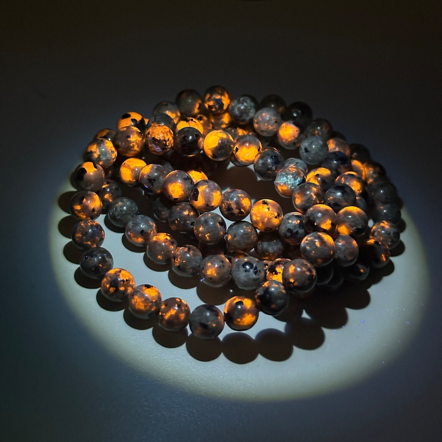Yooperlite Stone Bracelet Flame Crystal Bracelet UV Reactive Halloween Gift