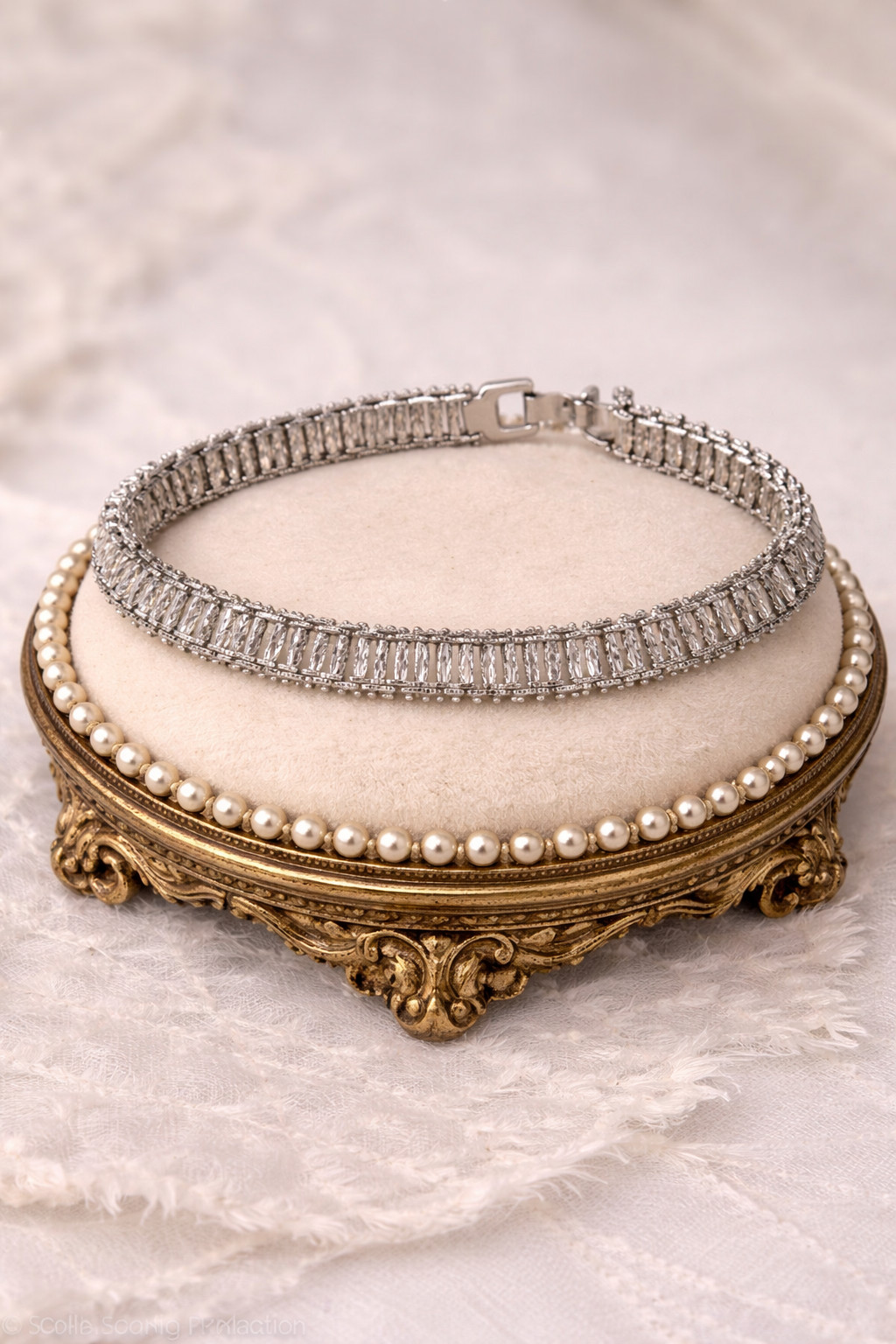 Silver Tone Diamond Cut Chain 7.5″ Bracelet Fold Over Clasp A9