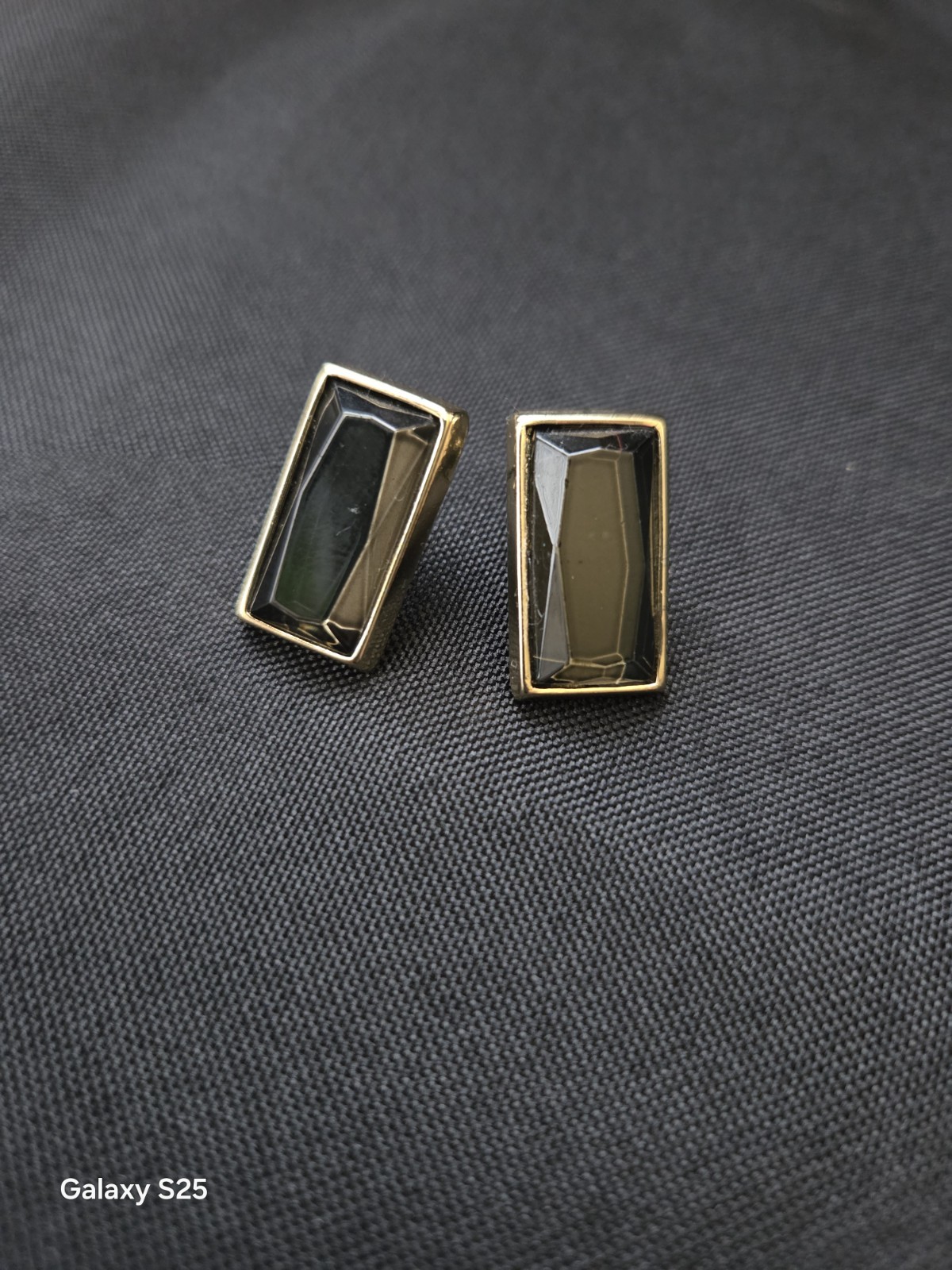 womens Earrings Stud Rectangle Black stone Gold Tone Bezel Butterfly Clasp