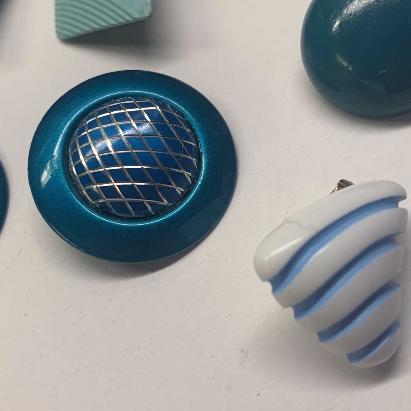 Lot Of 6 Vintage Clipon Costume Earrings – Metal / Plastic – Dressup