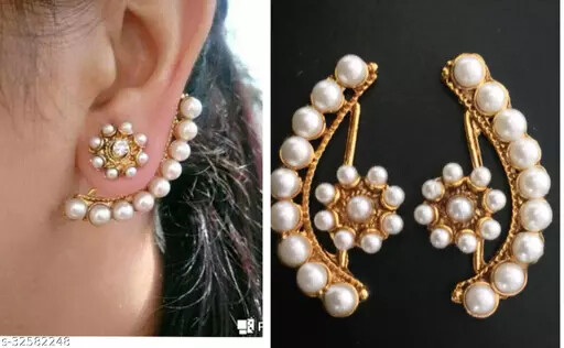 Glittering Earrings Base Metal : Brass Plating: Gold Plated Stone Type: Pearls