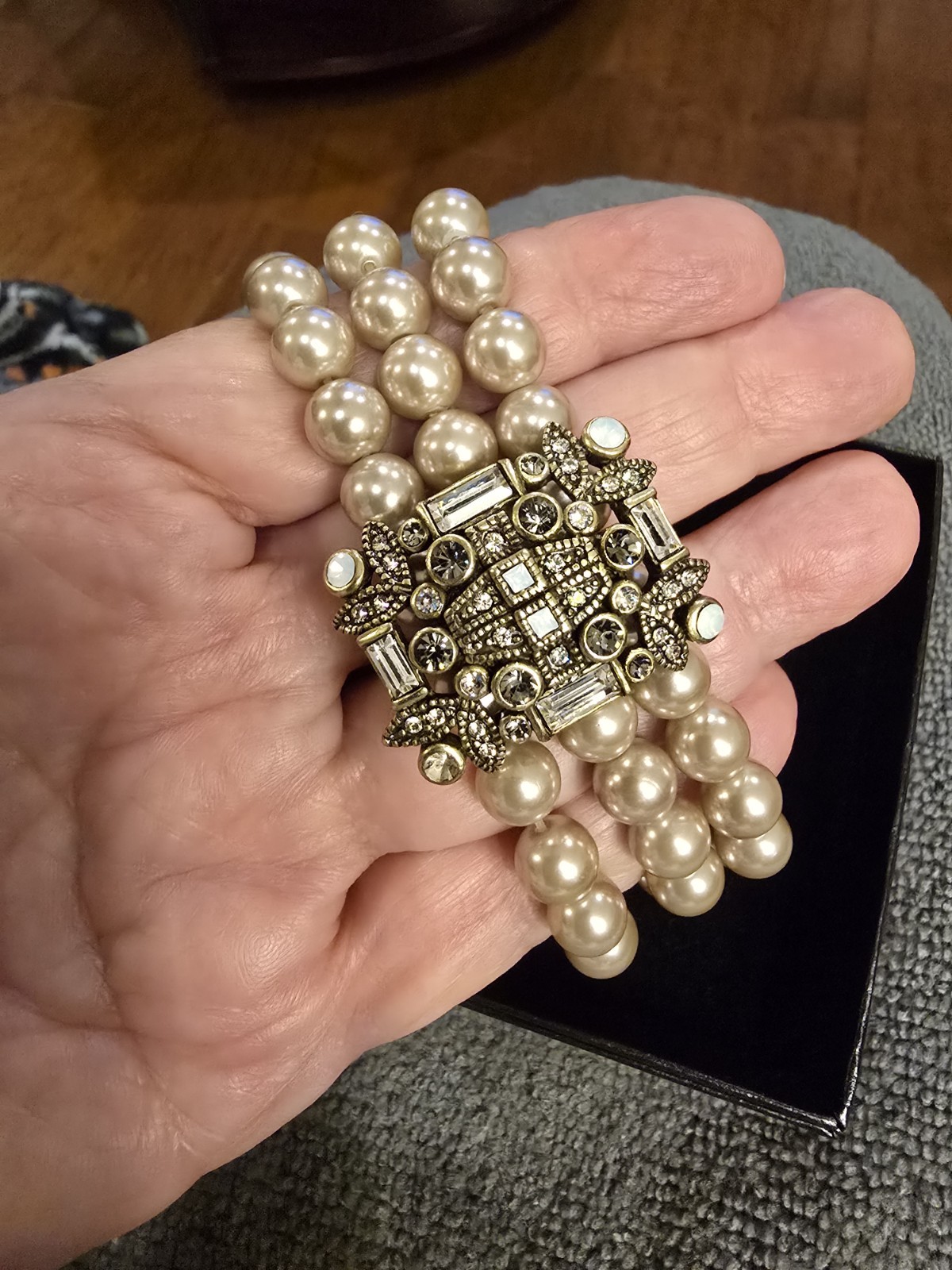 Heidi Daus Multi-Strand Faux Pearl Beaded Bracelet Box Clasp Crystal, Size 6