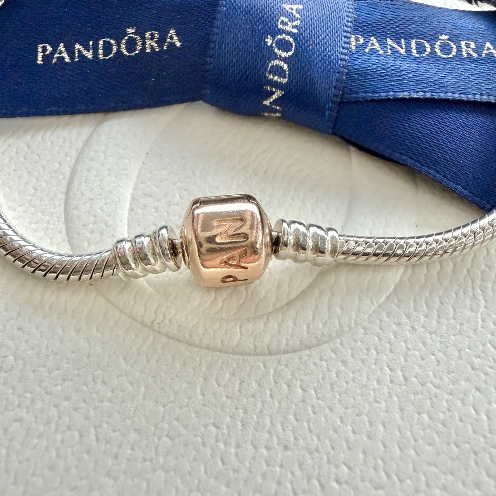 Authentic Pandora Silver ROSE Clasp Moments Snake Chain Bracelet 20cm #580702