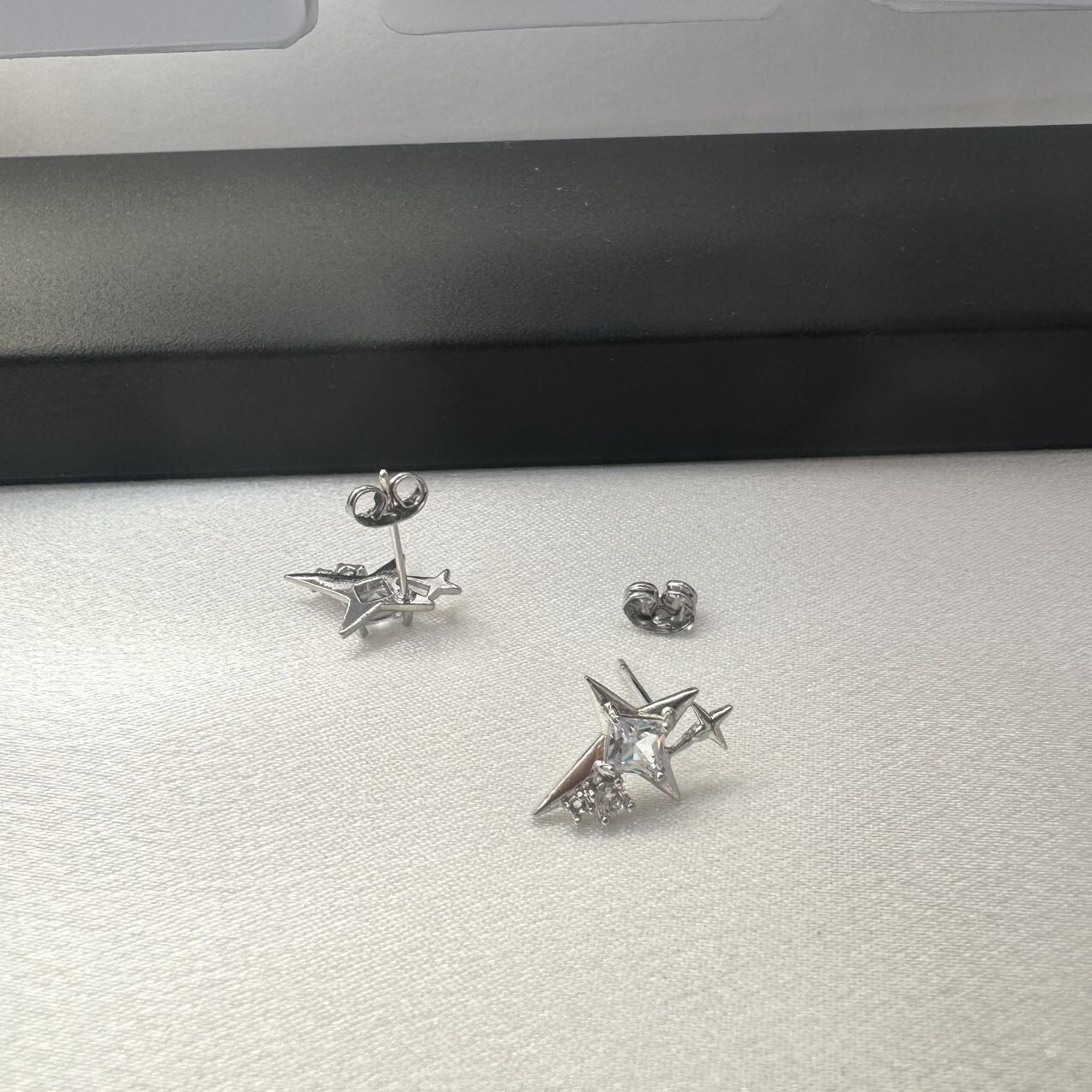CZ Cubic Zirconia Star Stud Earrings for Men Women Hip Hop Unisex Style