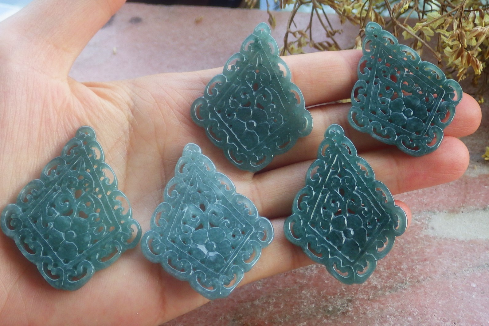 1Pcs Icy Green Natural Grade 100% A Jade jadeite Pendant Flower Necklace 733000