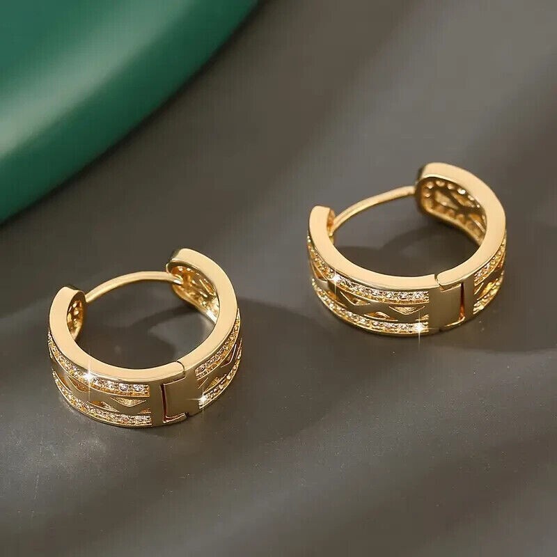Round Cut Simulated Diamond Stunning Huggie Hoop Earring 14k Yellow Gold Plated