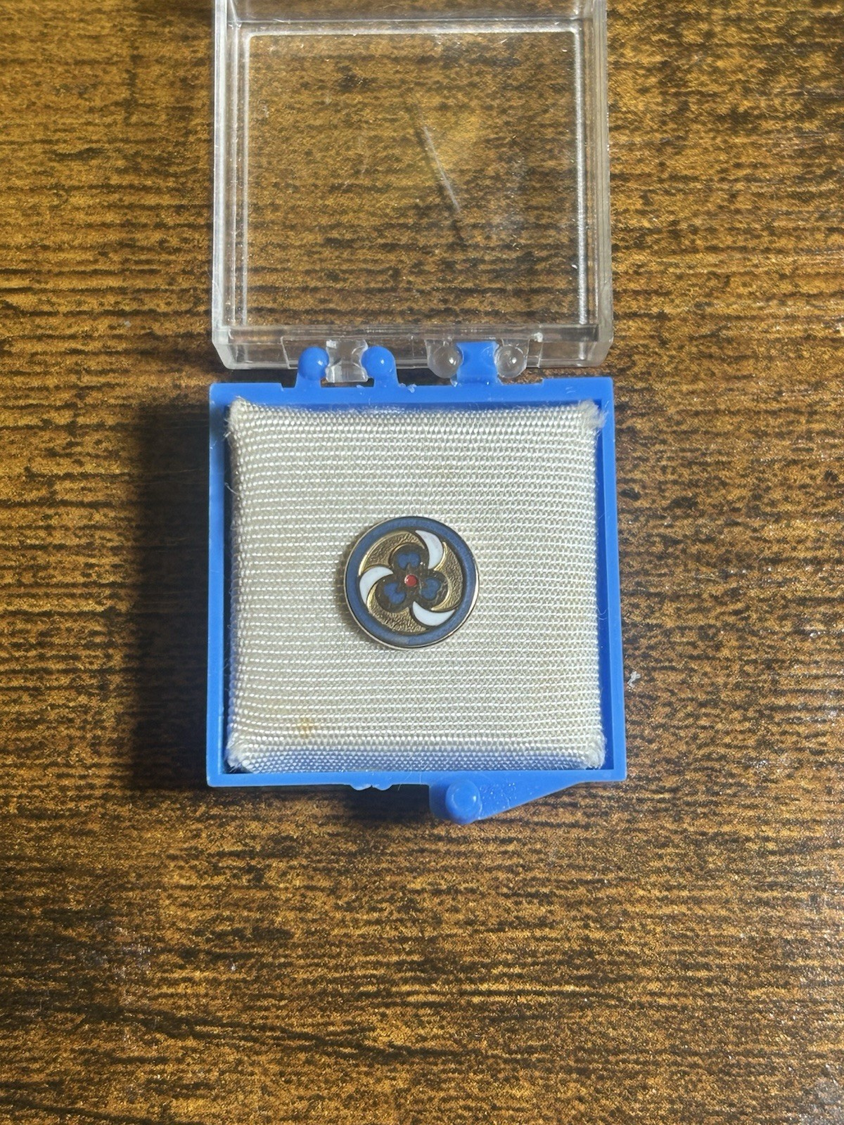Vintage Girl Scouts Thanks Badge 10K Solid Gold Pin Enamel Blue w/ Case