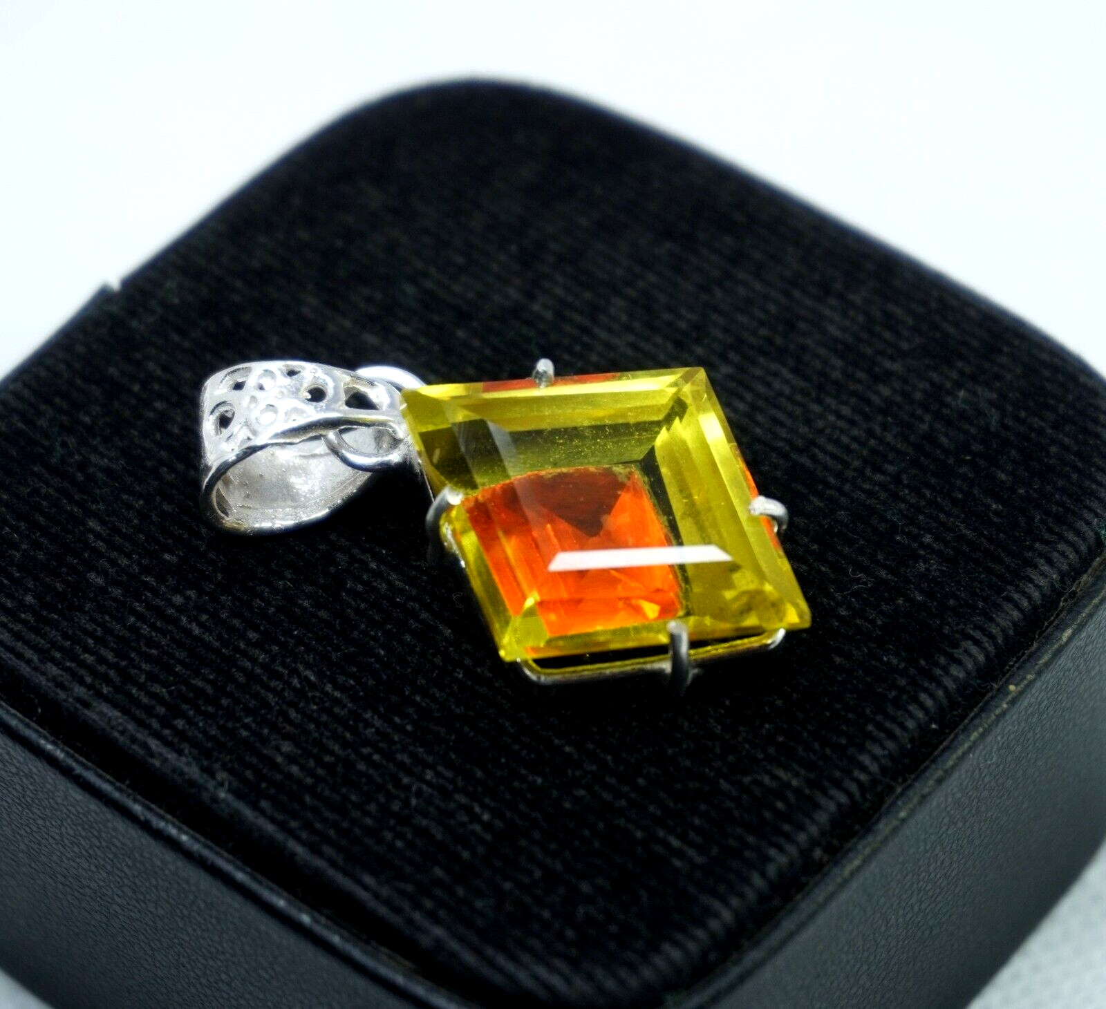 Natural Pitambari Sapphire Fancy Cut 35 Ct 925 Sterling Silver Pendant